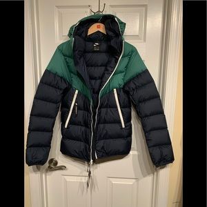 Nike Puffer coat. Size small.  No defects.
